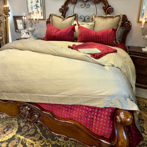Deep Red and Taupe Chenille and Silk Ostrich Print Double Duvet King Set - Image 3